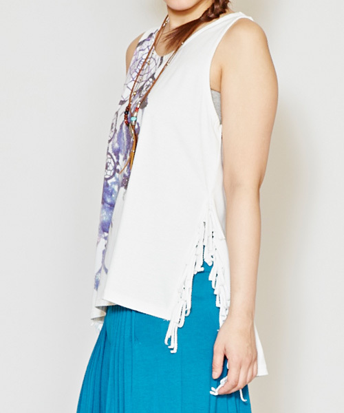 チャイハネ（チャイハネ）の「【チャイハネ】ドリームキャッチャーフリンジタンクトップ（タンクトップ・レディース・ホワイト/ベージュ/グレー・FREE）」の8枚目の写真