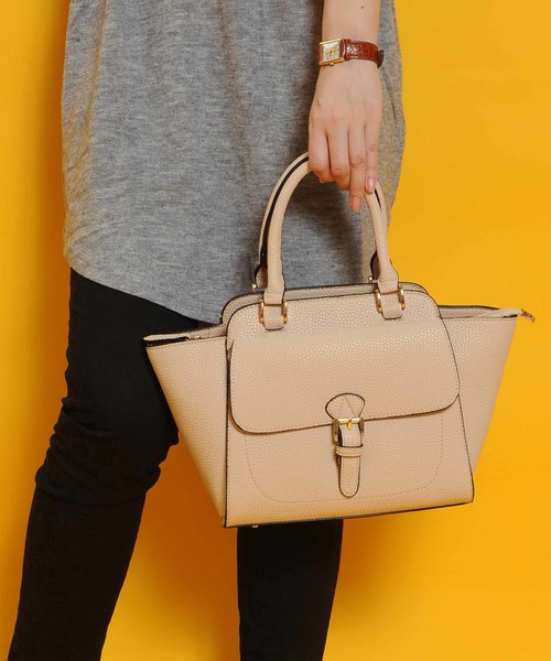 PLAIN CLOTHING（プレーンクロージング）の「ミドルハンドバッグ【PLAIN CLOTHING】（ハンドバッグ・レディース・ベージュ/バーガンディー/ブラウン/カーキ/ブラック・FREE）」の3枚目の写真