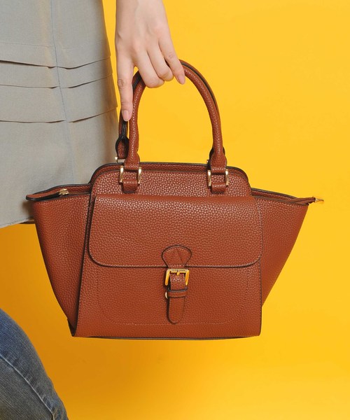 PLAIN CLOTHING（プレーンクロージング）の「ミドルハンドバッグ【PLAIN CLOTHING】（ハンドバッグ・レディース・ベージュ/バーガンディー/ブラウン/カーキ/ブラック・FREE）」の2枚目の写真