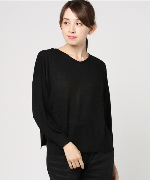 earth music&ecology（アースミュージックアンドエコロジー）の「バックVマルカンニットプルオーバー（ニット/セーター・レディース・ブラック/アイボリー/キャメル/ブルーグリーン/スモークピンク・FREE）」の2枚目の写真