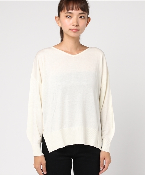 earth music&ecology（アースミュージックアンドエコロジー）の「バックVマルカンニットプルオーバー（ニット/セーター・レディース・ブラック/アイボリー/キャメル/ブルーグリーン/スモークピンク・FREE）」の11枚目の写真