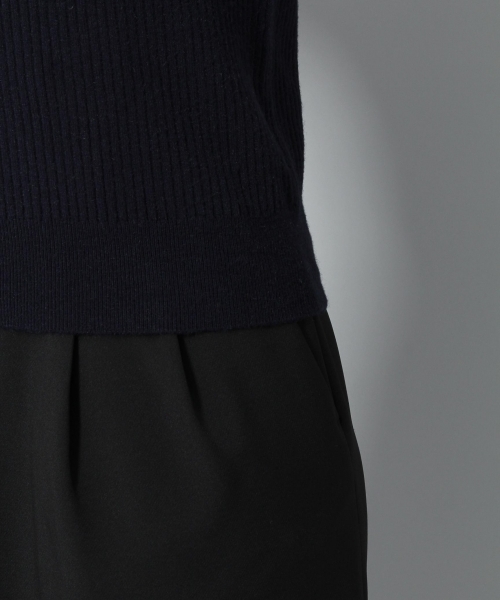 Andemiu（アンデミュウ）の「タックボリュームスリーブニット779255（ニット/セーター・レディース・グレー/ホワイト/ラベンダー/ネイビー・FREE）」の15枚目の写真