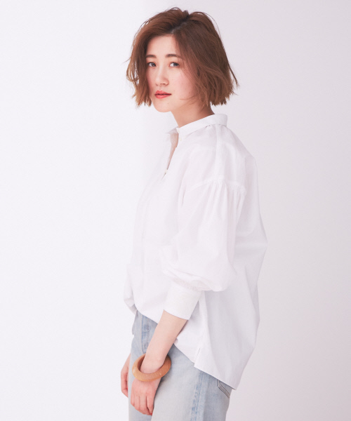 Abahouse Devinette（ドゥヴィネット）の「ヴィンテージギャザーブラウス（シャツ/ブラウス・レディース・ホワイト/ブラック・FREE）」の13枚目の写真