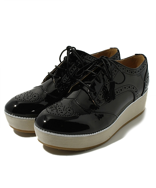 Another Edition（アナザーエディション）の「AE ThickSole LaceUP（その他シューズ・レディース・オフホワイト/ブラック・SMALL/MEDIUM/LARGE）」の2枚目の写真