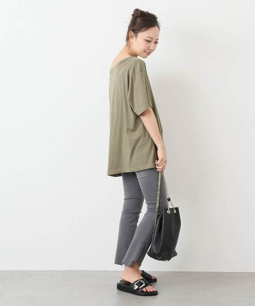 Deuxieme Classe（ドゥーズィエムクラス）の「◇CALUX MODAL Tシャツ（Tシャツ/カットソー・レディース・ホワイト/ブラック/カーキ・FREE）」の15枚目の写真