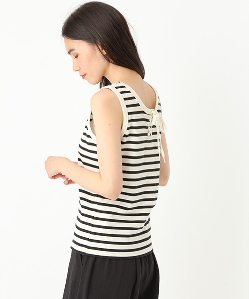 niko and...（ニコアンド）の「[ACT LINE]レースアップタンク（Tシャツ/カットソー・レディース・オフホワイト/ブラック・LARGE/MEDIUM）」の3枚目の写真