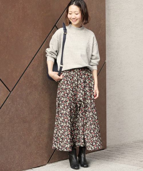 JOURNAL STANDARD relume（ジャーナルスタンダード　レリューム）の「フラワープリント マーメイドスカート◆（スカート・レディース・ブラック/ネイビー・FREE）」の4枚目の写真