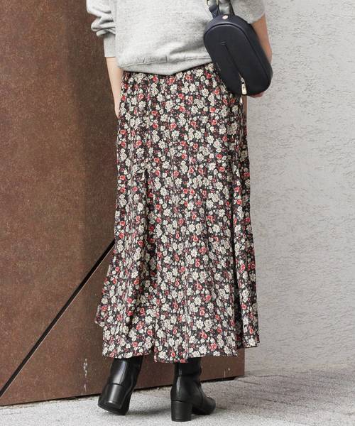 JOURNAL STANDARD relume（ジャーナルスタンダード　レリューム）の「フラワープリント マーメイドスカート◆（スカート・レディース・ブラック/ネイビー・FREE）」の9枚目の写真