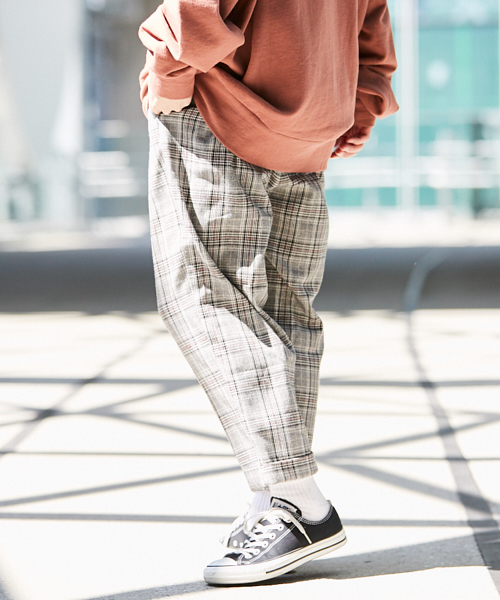 kutir（クティール）の「リラックスクロップドテーパードパンツ（スラックス・メンズ・ブラック/グレー系その他/ベージュ系その他・SMALL/MEDIUM/LARGE）」の12枚目の写真