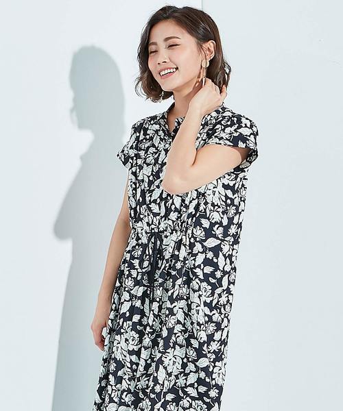 OSYAREVO(オシャレボ)の「フラワードロストワンピース(ワンピース・レディース・ベージュ/ネイビー/ブルー・38)」の14枚目の写真