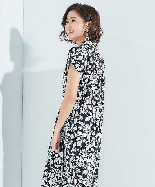 OSYAREVO(オシャレボ)の「フラワードロストワンピース(ワンピース・レディース・ベージュ/ネイビー/ブルー・38)」の15枚目の写真