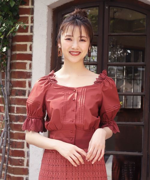 one after another NICE CLAUP（ワンアフターアナザーナイスクラップ）の「前開きフリルレース付きブラウス（シャツ/ブラウス・レディース・オフホワイト/テラコッタ/ブラウン系その他/ベージュ・FREE）」の3枚目の写真