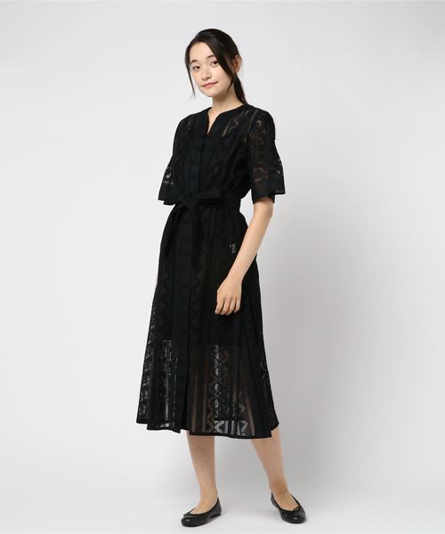 Demi-Luxe BEAMS(デミルクス ビームス)の「AVERY ROW / 別注 レースガウンワンピース(ワンピース・レディース・ホワイト/ブラック・ONE SIZE)」の13枚目の写真