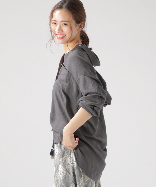 BAYFLOW(ベイフロー)の「リネンレーヨンシャツ(シャツ/ブラウス・レディース・ホワイト/ベージュ/カーキ/チャコール・FREE)」の8枚目の写真