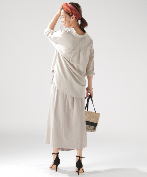 BAYFLOW(ベイフロー)の「リネンレーヨンシャツ(シャツ/ブラウス・レディース・ホワイト/ベージュ/カーキ/チャコール・FREE)」の16枚目の写真