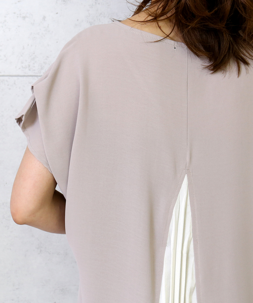 n'ee-ne（ネーネ）の「バックプリーツガウンワンピース（ワンピース・レディース・ブラック/モカ/グレイッシュベージュ/サンドベージュ・FREE）」の8枚目の写真