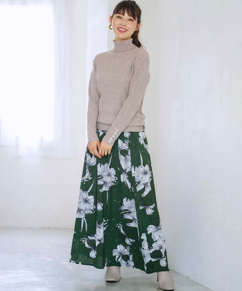 GeeRA(ジーラ)の「袖ボタンタートルリブニット(ニット/セーター・レディース・ブラック/ベージュ/グレー・MEDIUM/LARGE/X-LARGE)」の14枚目の写真