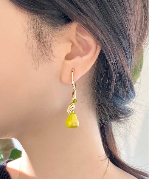 PLUS VENDOME(プラス ヴァンドーム)の「洋梨 イヤリング PLUS VENDOME(プラス ヴァンドーム)の「洋梨 イヤリング