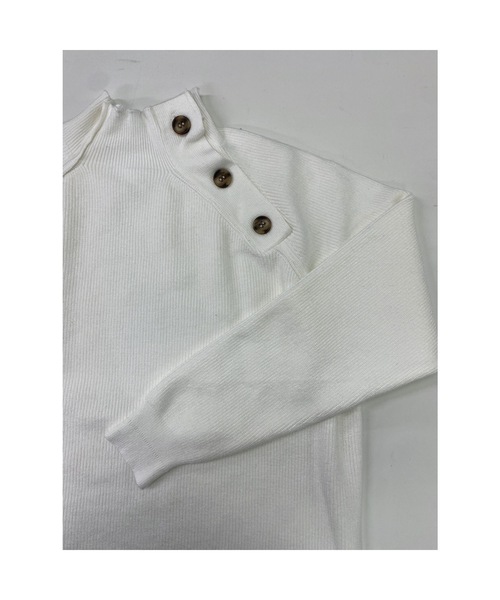 ABITOKYO（アビトーキョー）の「ハイネックサイドボタンリブニットプルオーバー（ニット/セーター・レディース・ホワイト/ネイビー/ブラウン/ブラック/ベージュ/ブルーグレー/カーキ・FREE）」の22枚目の写真