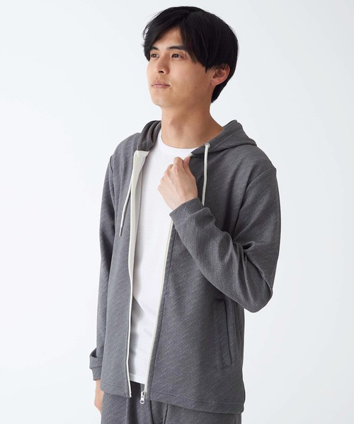 Blue Standard (ブルースタンダード)の「【BLUE STANDARD】ドライワッフルフルジップパーカー ツーマイル/ルームウェアとしてもおすすめ 制菌/防臭加工 速乾性 ストレッチ素材 セットアップ対応品番(パーカー・メンズ・ブラック/ネイビー/杢グレー・MEDIUM/LARGE/X-LARGE)」の8枚目の写真