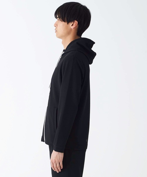 Blue Standard (ブルースタンダード)の「【BLUE STANDARD】ドライワッフルフルジップパーカー ツーマイル/ルームウェアとしてもおすすめ 制菌/防臭加工 速乾性 ストレッチ素材 セットアップ対応品番(パーカー・メンズ・ブラック/ネイビー/杢グレー・MEDIUM/LARGE/X-LARGE)」の14枚目の写真