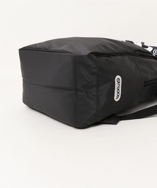 OUTDOOR PRODUCTS(アウトドアプロダクツ)の「ツインファスナーデイパック/バックパック 約30L PC収納可能 2分割オープンポケット付属 ビッグロゴ(バックパック/リュック・メンズ・ホワイト/ブラック/レッド/サックスブルー・FREE)」の6枚目の写真