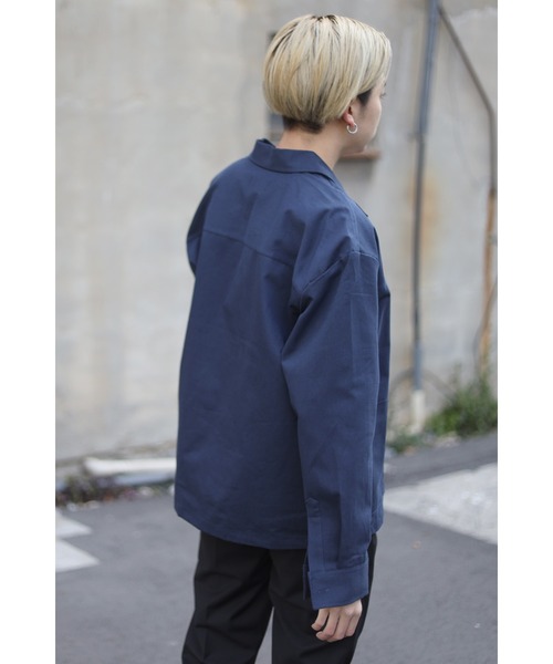 CREARE -LINO-（クレアーレリノ）の「オーバーサイズ ツイル タックジャケット（デニムジャケット・メンズ・ダークグレー/ネイビー/ブラック・FREE）」の7枚目の写真