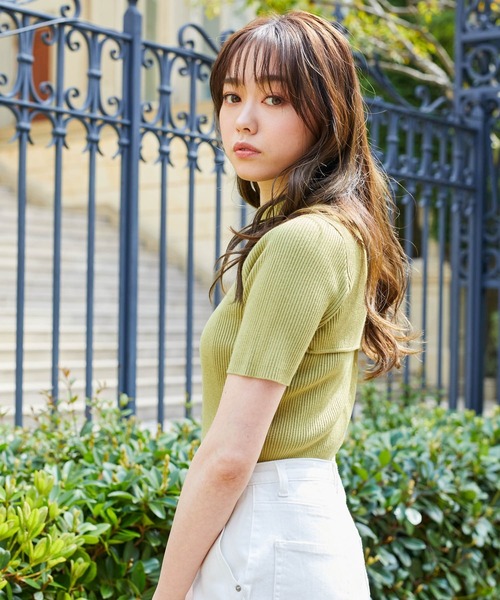 LIPSERVICE（リップサービス）の「ショートモックレイヤードニット（ニット/セーター・レディース・ホワイト/ブラック/グレー/イエロー×グリーン・FREE）」の10枚目の写真