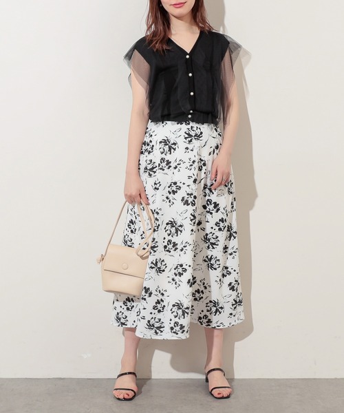 natural couture(ナチュラルクチュール)の「単色花柄スカート(スカート・レディース・アイボリー/イエロー/ブラック・FREE)」の10枚目の写真