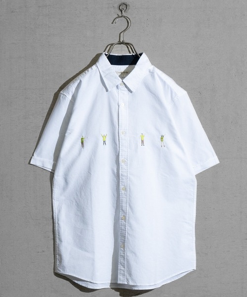 Candy Fantasy(キャンディーファンタジー)の「【a】オックス チェスト刺繍半袖シャツ(シャツ/ブラウス・メンズ・サックスブルー/ホワイト系その他/ホワイト/ネイビー/マルチ/ネイビー系/ミント/ベージュ系その他/ベージュ・LARGE/X-LARGE/MEDIUM)」の3枚目の写真