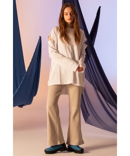 AULA AILA(アウラアイラ)の「レイヤードロングTシャツセット(Tシャツ/カットソー・レディース・ホワイト/チャコールグレー/ブラック/ブラウン・0)」の9枚目の写真