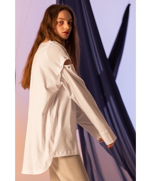 AULA AILA(アウラアイラ)の「レイヤードロングTシャツセット(Tシャツ/カットソー・レディース・ホワイト/チャコールグレー/ブラック/ブラウン・0)」の6枚目の写真