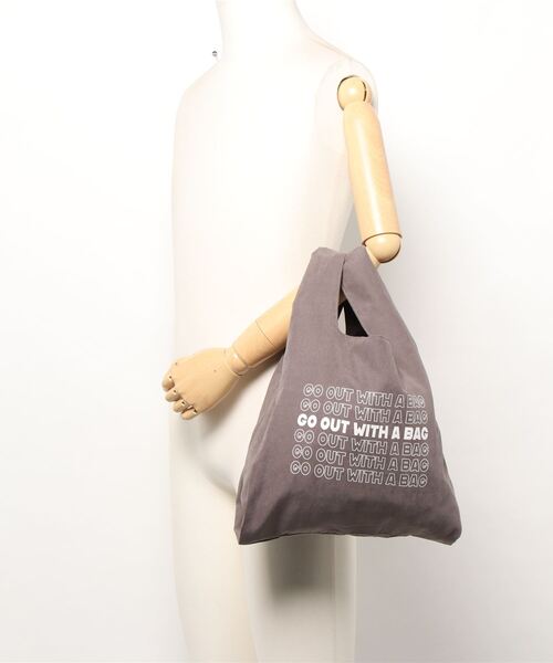 GLOBAL WORK（グローバルワーク）の「畳めるロゴコンビニバック/941766（エコバッグ/サブバッグ・レディース・ピンク/ライトブルー/ライトグリーン/ダークグレー・FREE）」の21枚目の写真