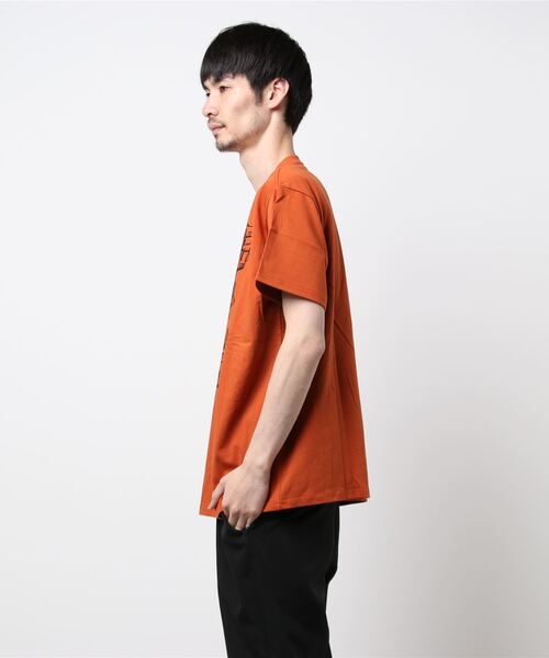 チャイハネ（チャイハネ）の「【チャイハネ】洋輔×Amina キャンプTシャツ（Tシャツ/カットソー・メンズ・ホワイト/ブラック/オレンジ・M/L）」の5枚目の写真