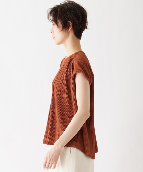 DRESKIP（ドレスキップ）の「◆ひんやりプリーツプルオーバー（シャツ/ブラウス・レディース・キャメル/グレー系その他/ダークオレンジ/ナチュラル・02/04/03）」の6枚目の写真