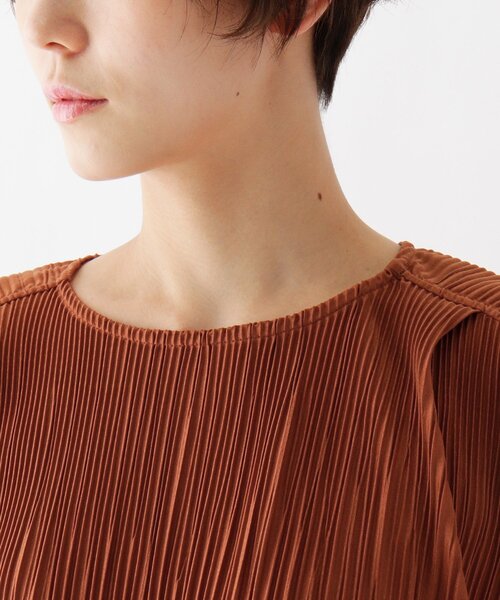 DRESKIP（ドレスキップ）の「◆ひんやりプリーツプルオーバー（シャツ/ブラウス・レディース・キャメル/グレー系その他/ダークオレンジ/ナチュラル・02/04/03）」の8枚目の写真