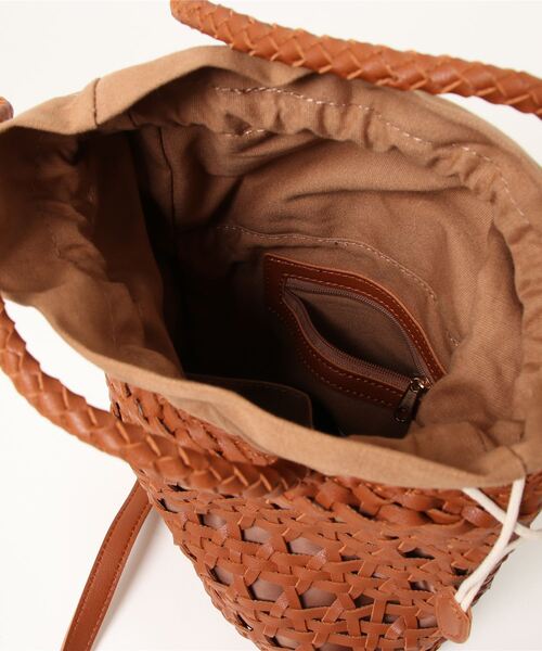 CIAOPANIC TYPY（チャオパニックティピー）の「メッシュ編み巾着ショルダー（ショルダーバッグ・レディース・ブラック/ブルー/オフホワイト/キャメル・ONE SIZE）」の22枚目の写真