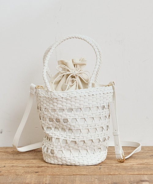 CIAOPANIC TYPY（チャオパニックティピー）の「メッシュ編み巾着ショルダー（ショルダーバッグ・レディース・ブラック/ブルー/オフホワイト/キャメル・ONE SIZE）」の7枚目の写真