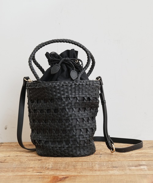 CIAOPANIC TYPY（チャオパニックティピー）の「メッシュ編み巾着ショルダー（ショルダーバッグ・レディース・ブラック/ブルー/オフホワイト/キャメル・ONE SIZE）」の8枚目の写真