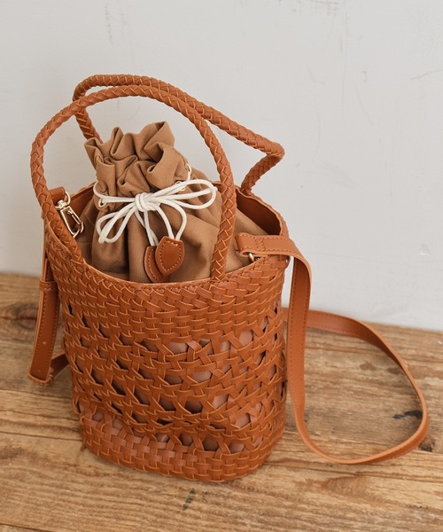 CIAOPANIC TYPY（チャオパニックティピー）の「メッシュ編み巾着ショルダー（ショルダーバッグ・レディース・ブラック/ブルー/オフホワイト/キャメル・ONE SIZE）」の11枚目の写真