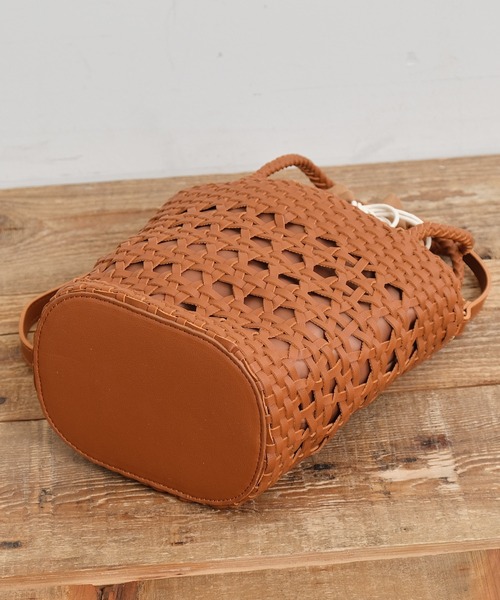 CIAOPANIC TYPY（チャオパニックティピー）の「メッシュ編み巾着ショルダー（ショルダーバッグ・レディース・ブラック/ブルー/オフホワイト/キャメル・ONE SIZE）」の14枚目の写真