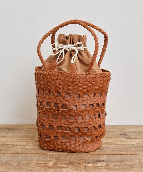 CIAOPANIC TYPY（チャオパニックティピー）の「メッシュ編み巾着ショルダー（ショルダーバッグ・レディース・ブラック/ブルー/オフホワイト/キャメル・ONE SIZE）」の16枚目の写真