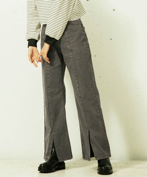 mikke(ミッケ)の「カツラギデニム フロントスリット フレアパンツ(デニムパンツ・レディース・チャコールグレー/ライトブルー/ネイビー/カーキ/ブルー/キナリ・S/M/L)」の3枚目の写真