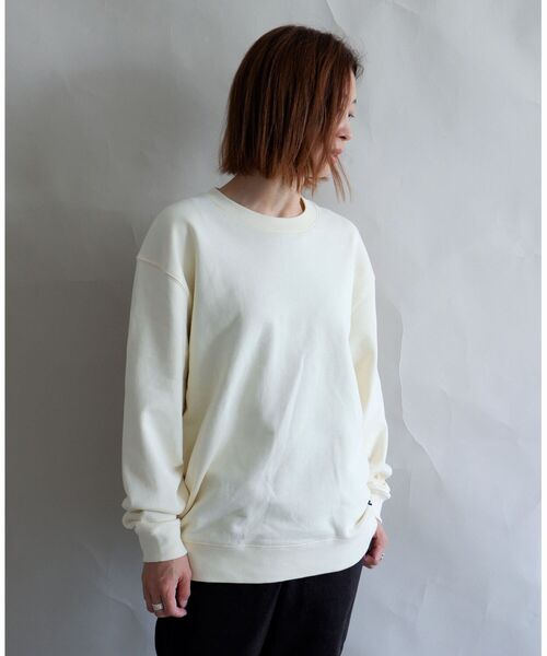 MANASTASH（マナスタッシュ）の「MANASTASH/マナスタッシュ　W's SWEAT BACK LOGO　ウィメンズ　スウェット　バックロゴ（スウェット・レディース・ナチュラル/サンドベージュ/チャコールグレー/パープル・MEDIUM）」の11枚目の写真