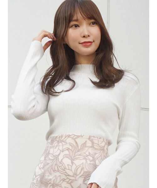 MERCURYDUO（マーキュリーデュオ）の「ランダムリブタートルニット（ニット/セーター・レディース・オフホワイト/ブラック/ラベンダー/ベージュ・FREE）」の2枚目の写真