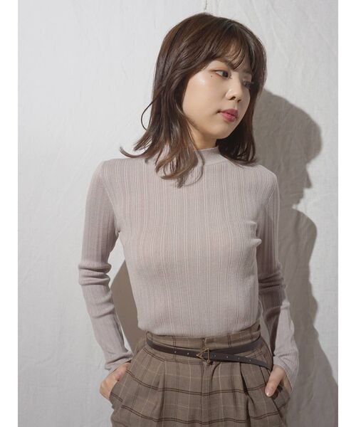 MERCURYDUO（マーキュリーデュオ）の「ランダムリブタートルニット（ニット/セーター・レディース・オフホワイト/ブラック/ラベンダー/ベージュ・FREE）」の6枚目の写真