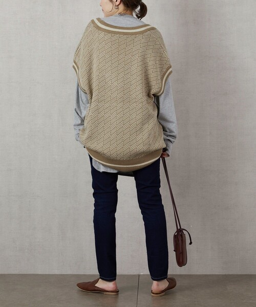 FREAK'S STORE(フリークスストア)の「▽【WEB限定】ジャガードビッグベスト(ベスト・レディース・ブラック/ベージュ/オリーブ・フリ-)」の7枚目の写真