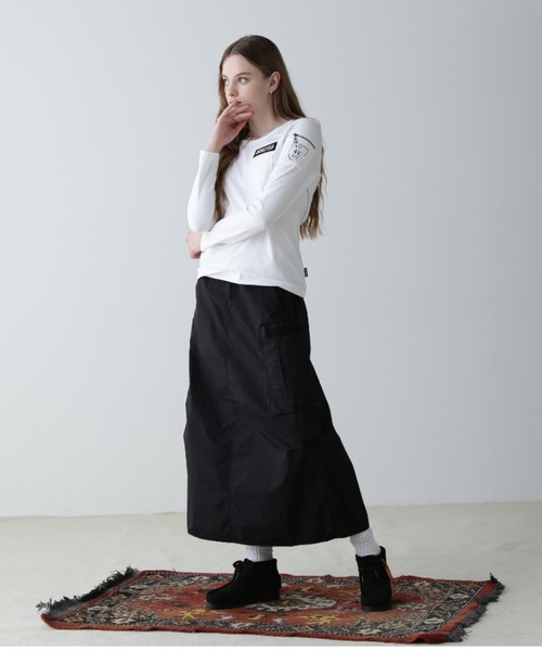 AVIREX(アヴィレックス)の「ファティーグロングスリーブティーシャツ/ L/S FATIGUE T-SHIRT(Tシャツ/カットソー・レディース・ネイビー/ホワイト/Black/ブラック・SMALL/MEDIUM/LARGE)」の17枚目の写真