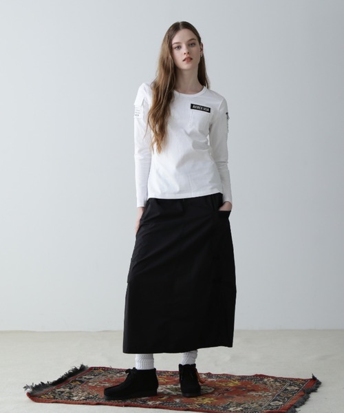 AVIREX(アヴィレックス)の「ファティーグロングスリーブティーシャツ/ L/S FATIGUE T-SHIRT(Tシャツ/カットソー・レディース・ネイビー/ホワイト/Black/ブラック・SMALL/MEDIUM/LARGE)」の18枚目の写真