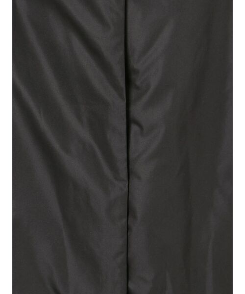 ELENDEEK（エレンディーク）の「ギャザースタンドパディングコート